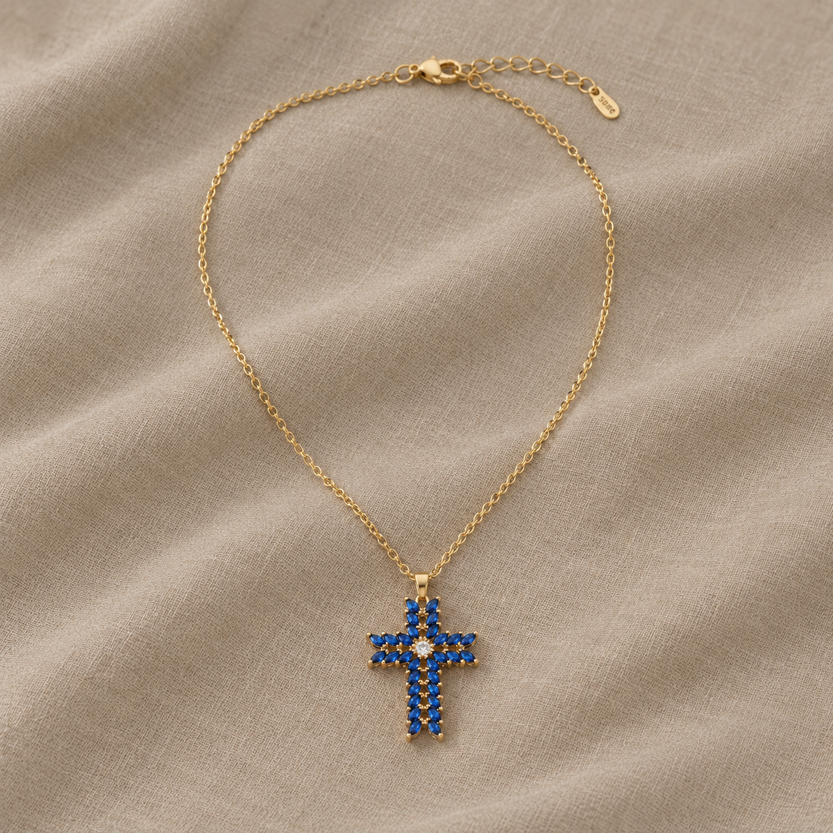 Collana con Pendente a Croce in Zirconi Blu