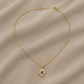 Collana con Ciondolo Decorato in Zaffiro
