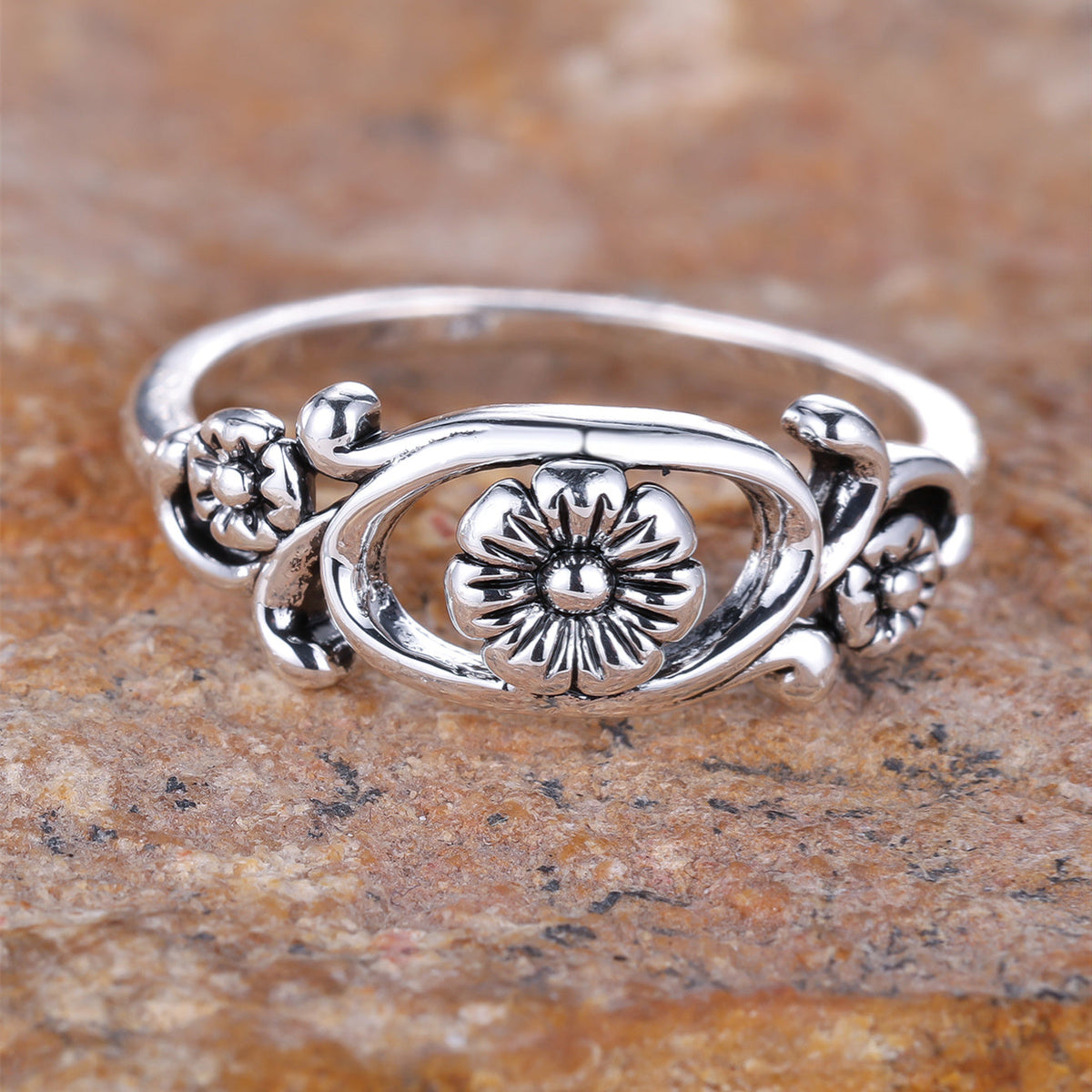 Anello Fiorito Vintage Bohemien Placcato Argento