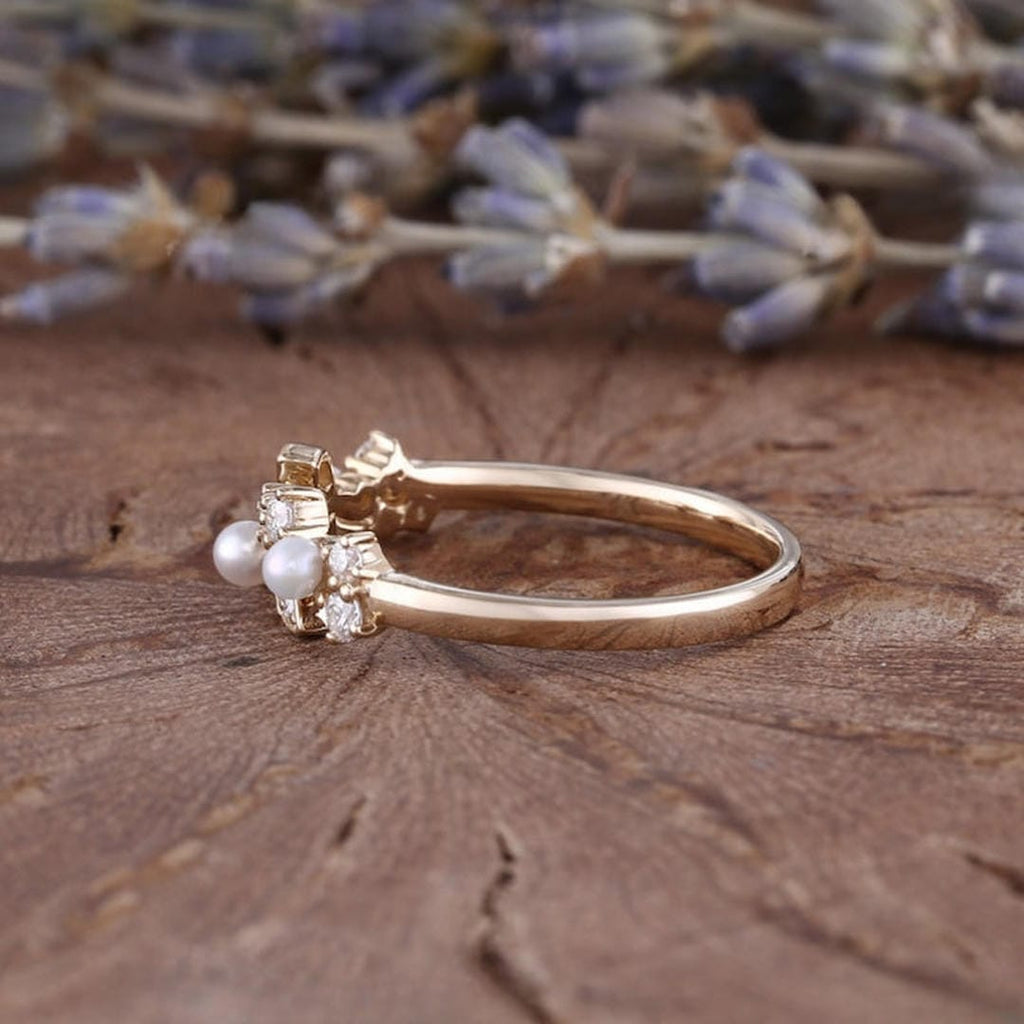 Anello a Fascia in Vite con Fiore di Perla d'Acqua Dolce