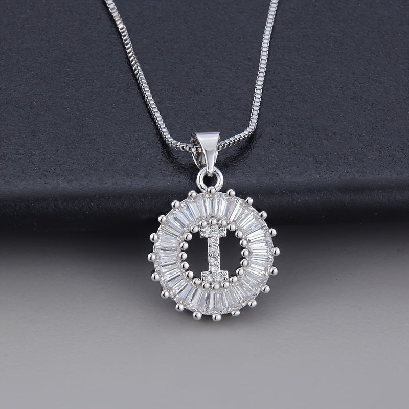 Collana in oro bianco con iniziale "Z" e zirconi