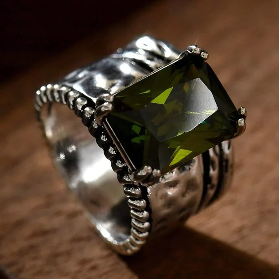 Anello Vintage Bohemien in Zircone Taglio Geometrico Placcato Argento