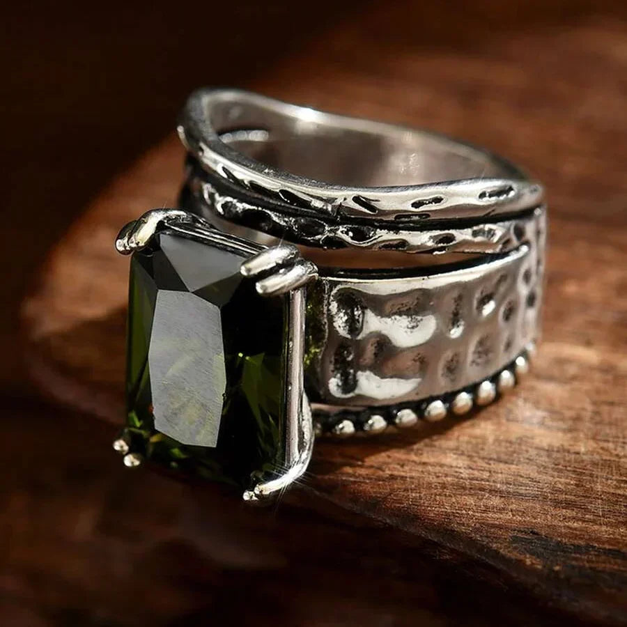 Anello Vintage Bohemien in Zircone Taglio Geometrico Placcato Argento
