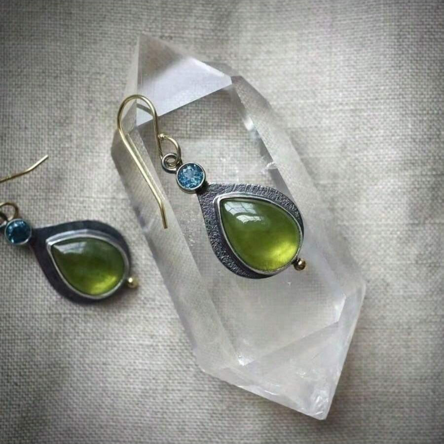 Orecchini Vintage Bohemien in Zirconia Cubica Verde Oliva