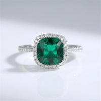 Savia™ - Anello halo con smeraldo verde a cuscino