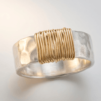 Evia™ - Anello Artigianale in Argento con Design a Spirale