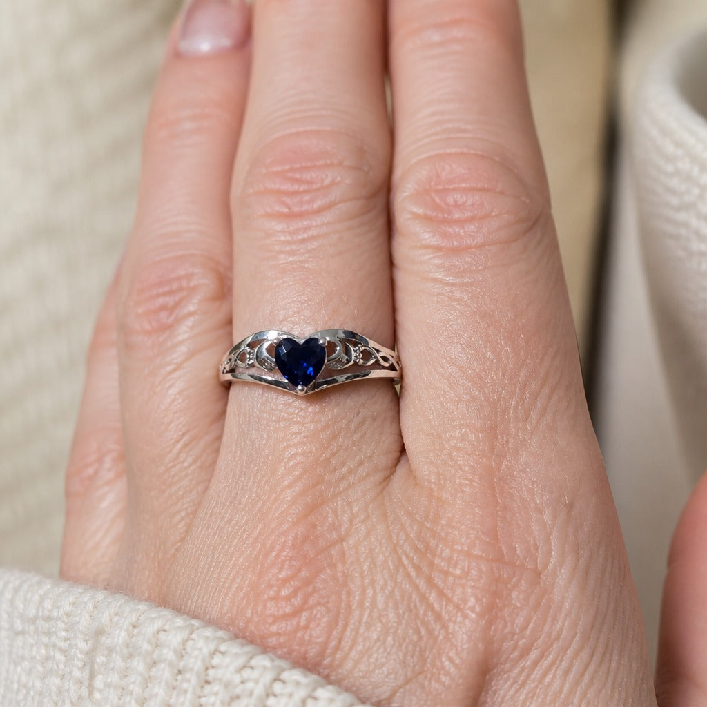 Anello Cuore in Argento Blu