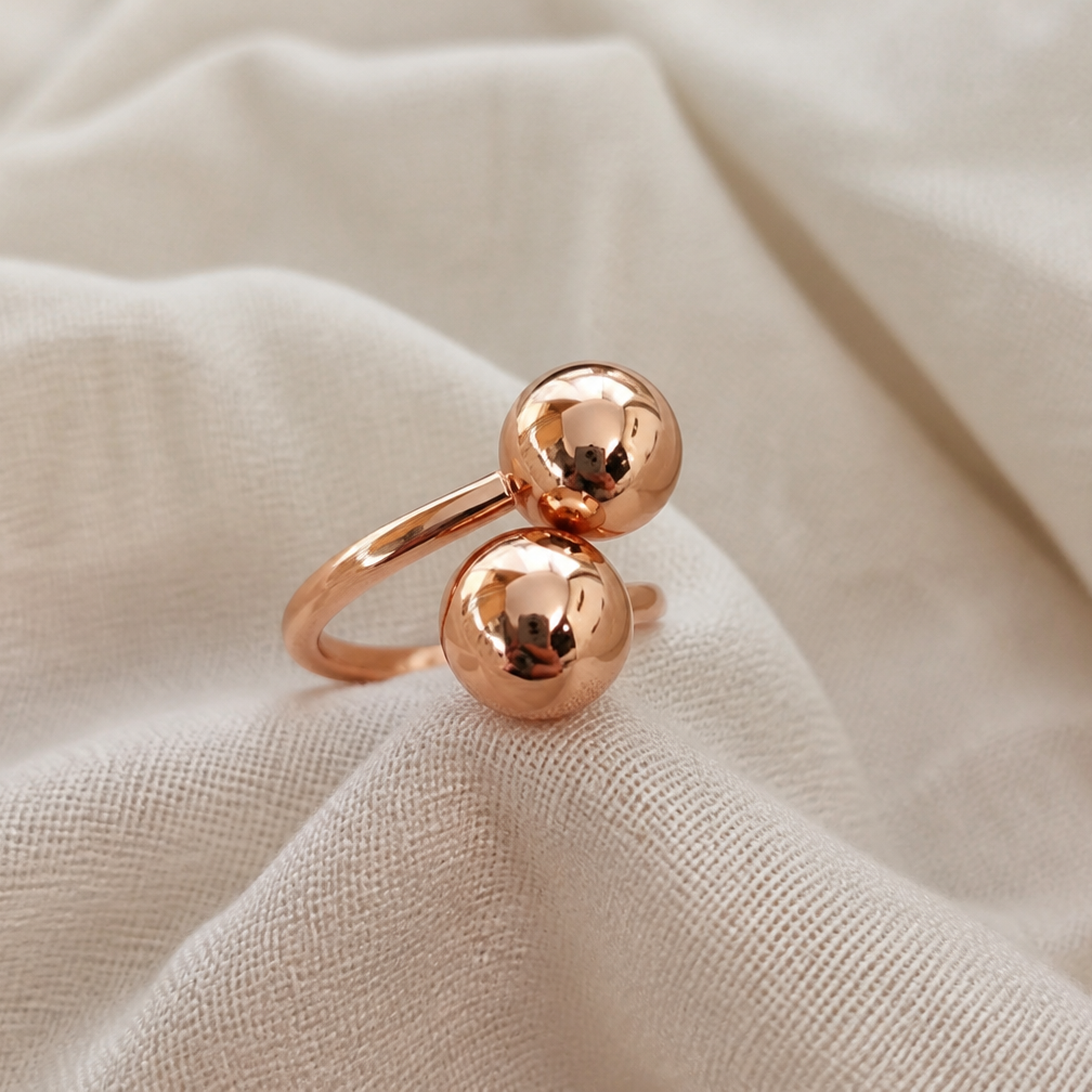 Anello a doppia sfera in stile vintage con finitura lucida