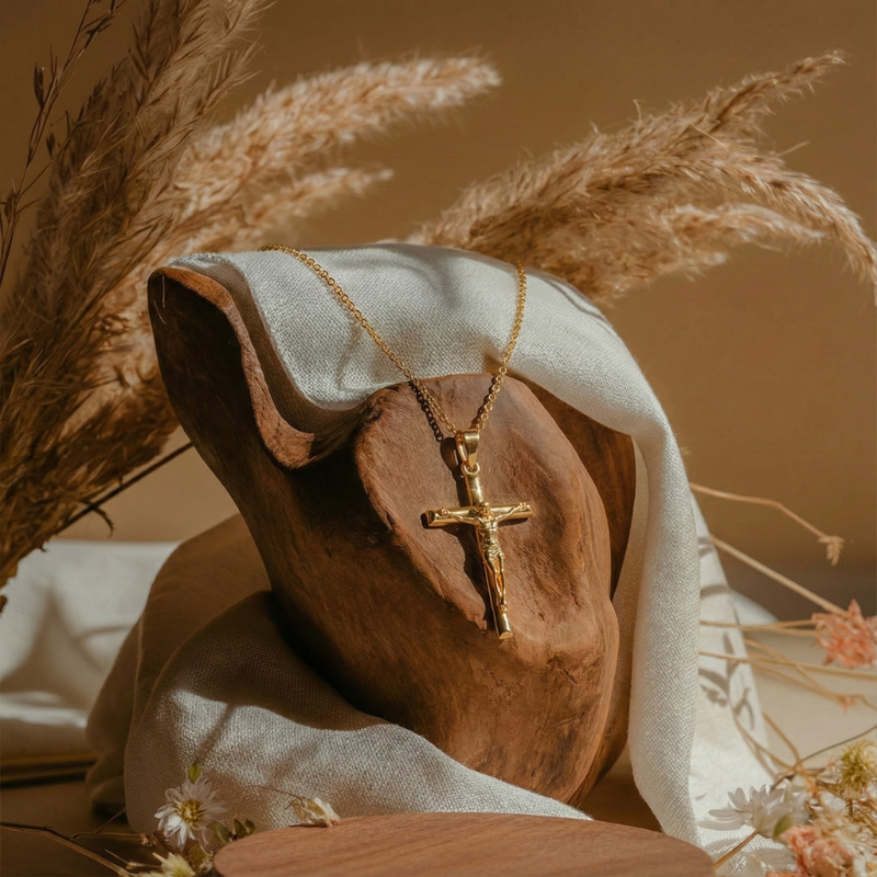 Venerata™ - Collana con Croce