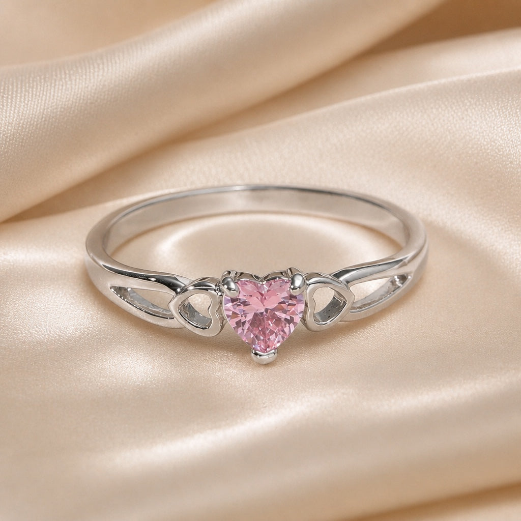 Rosalie: Anello in oro bianco con zirconia a cuore