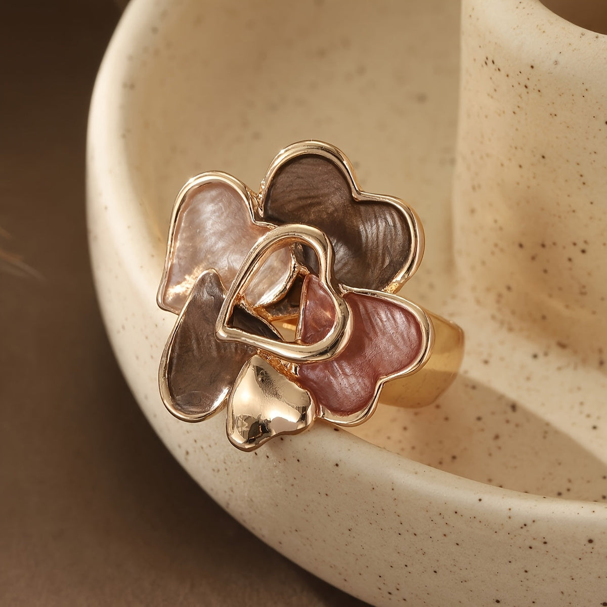 Anello a cuore in smalto placcato oro bohemien
