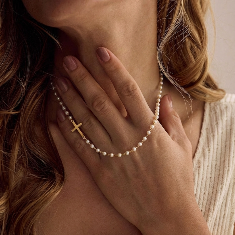Mirabile™ - Collana a Croce Decorata con Perle d'Acqua Dolce