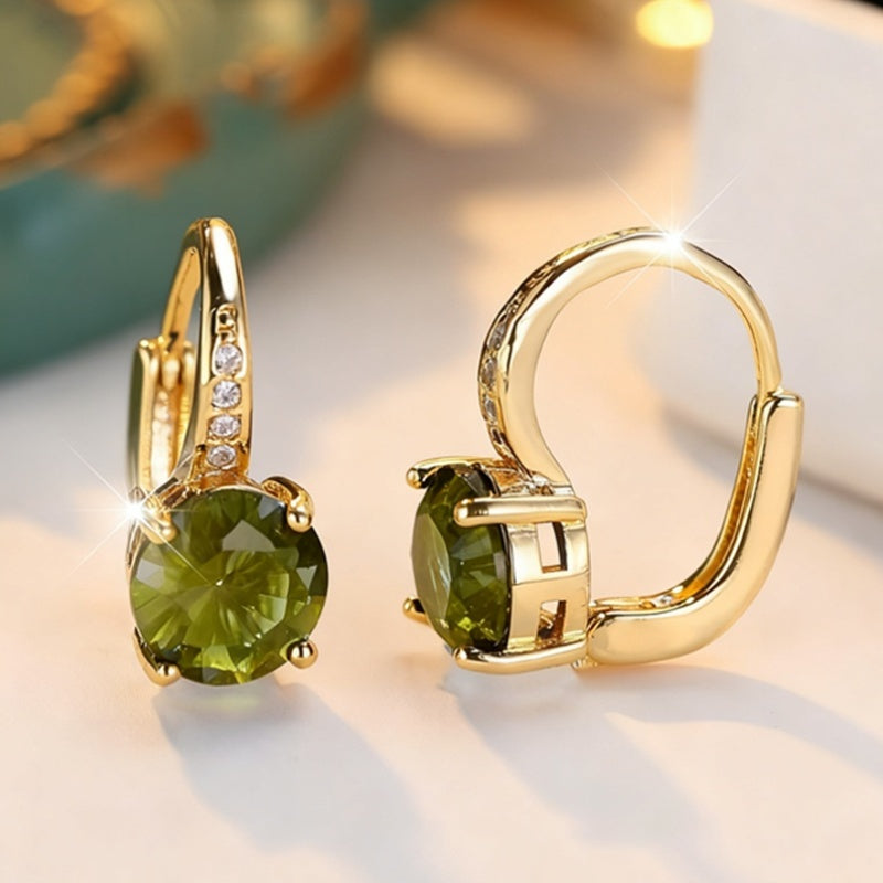 Orecchini Vintage Bohemien in Zirconia Cubica Verde con Artiglio Dorato