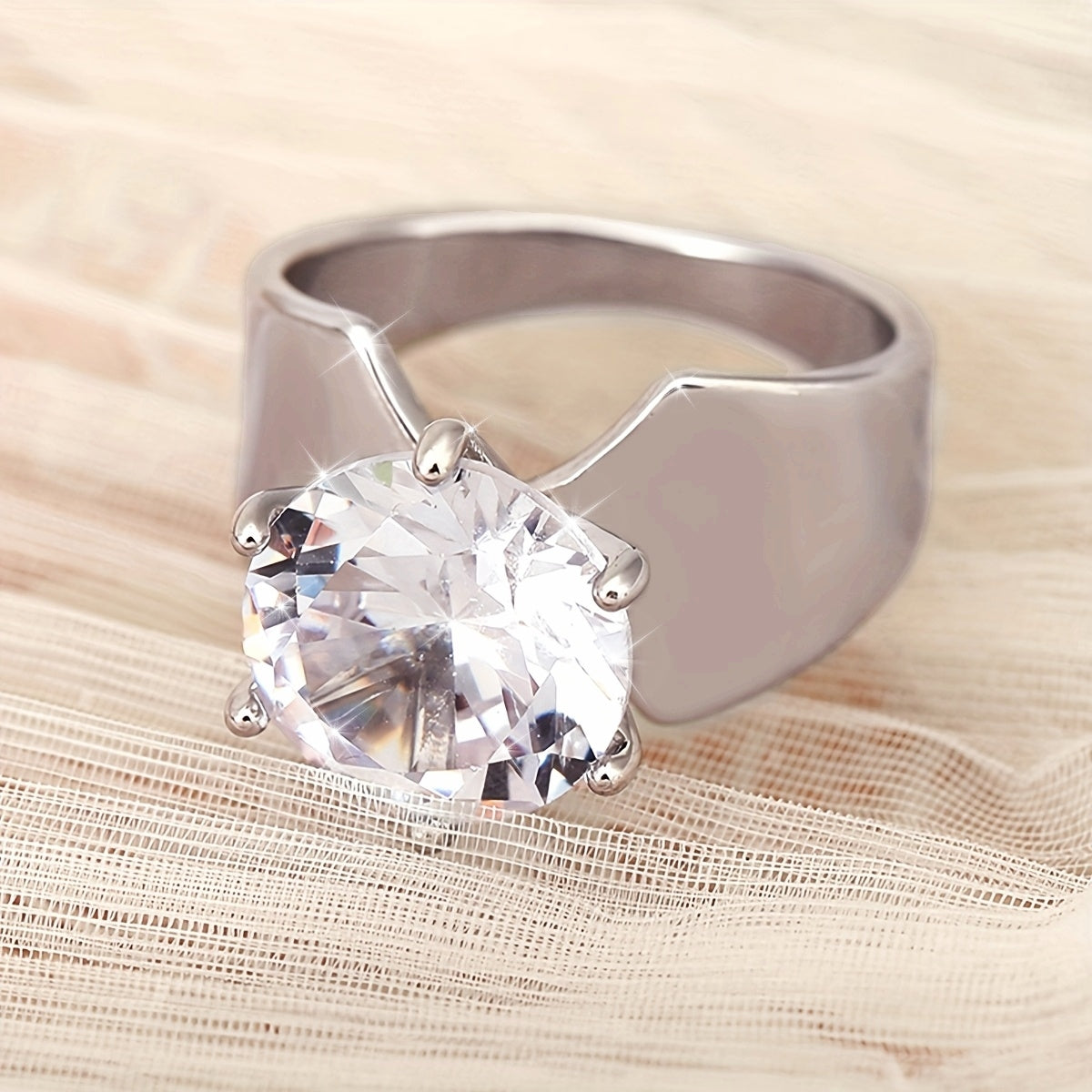 Anello a Fascia Larga in Zirconia Cubica Bohemien