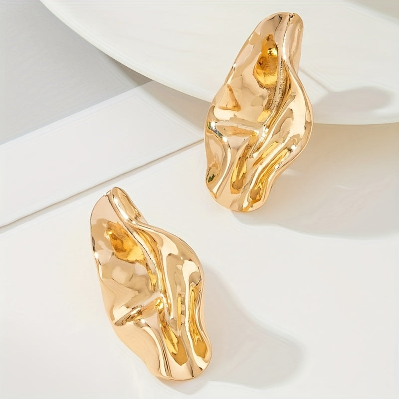 Orecchini a perno geometrici irregolari placcati in oro bohemien