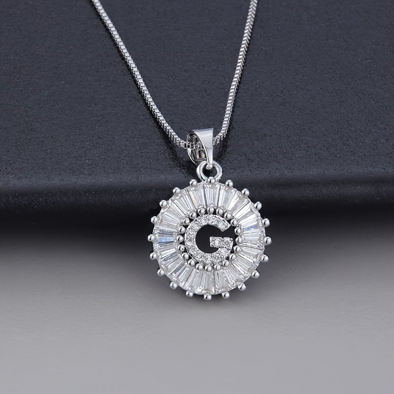 Collana in oro bianco con iniziale "Z" e zirconi