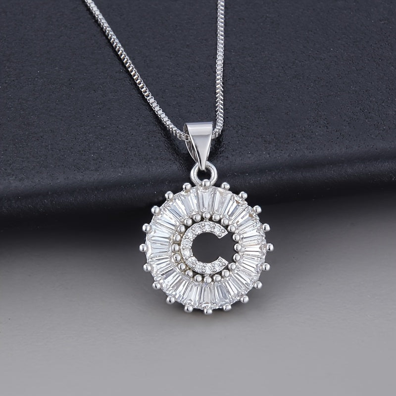 Collana in oro bianco con iniziale "Z" e zirconi