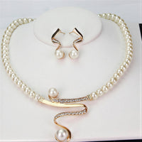Set di Gioielli Elegante con Perle