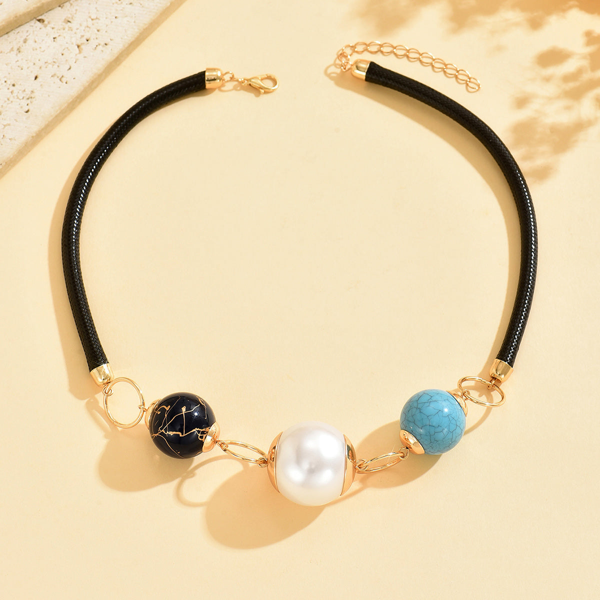 Collana Bohemien Minimalista con Perle e Perline di Turchese