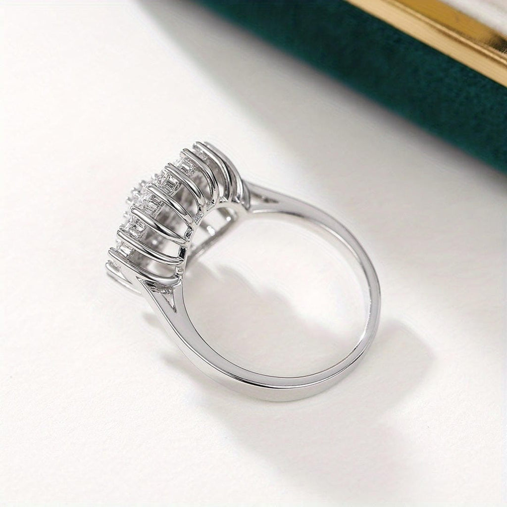 Anello Dichiarativo con Cristalli a Forma di Cluster Halo