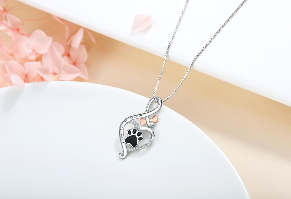Collana Lucky Paw con Cuore, Osso & Infinito – Pendente “Sempre nel Mio Cuore”
