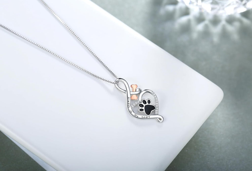 Collana Lucky Paw con Cuore, Osso & Infinito – Pendente “Sempre nel Mio Cuore”