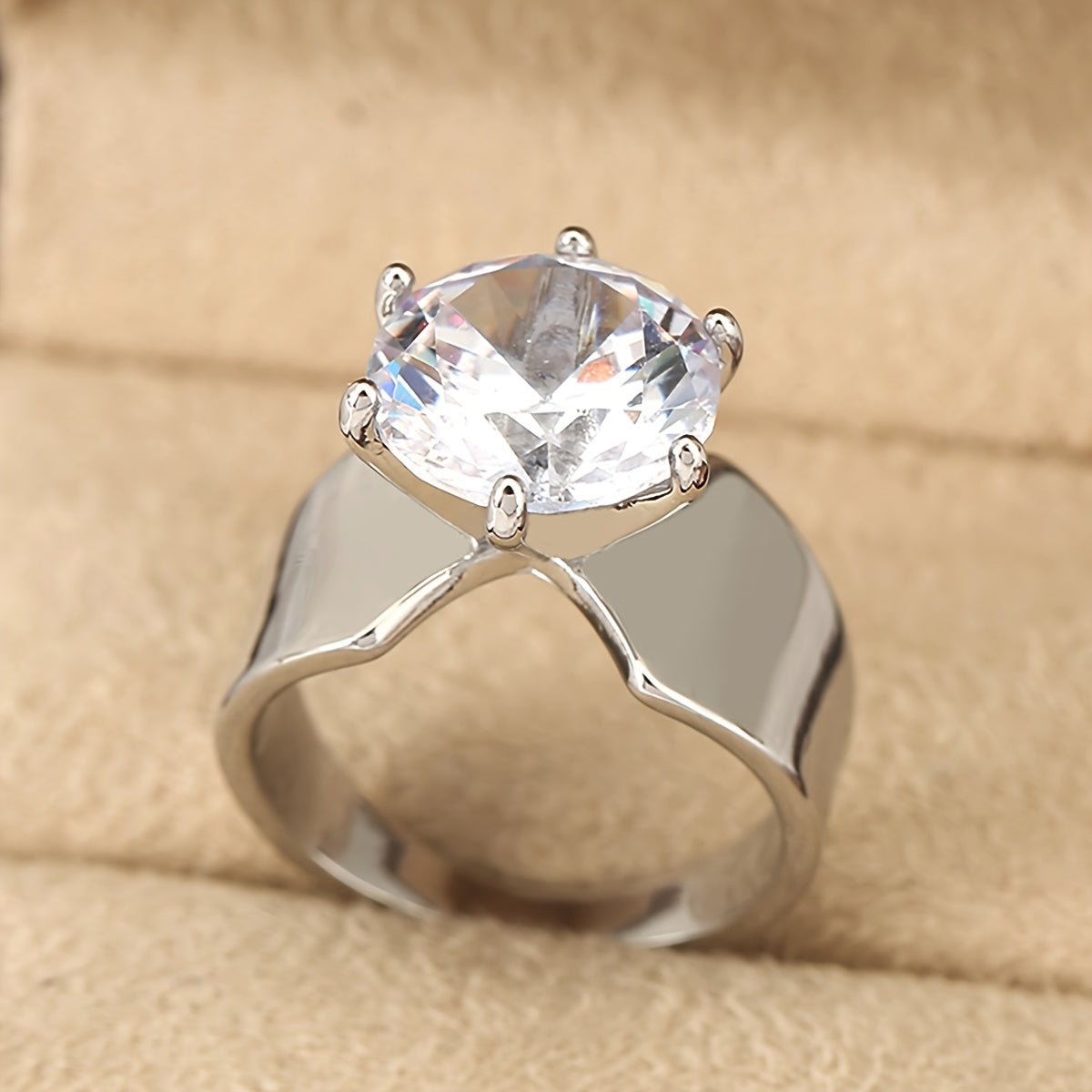 Anello a Fascia Larga in Zirconia Cubica Bohemien