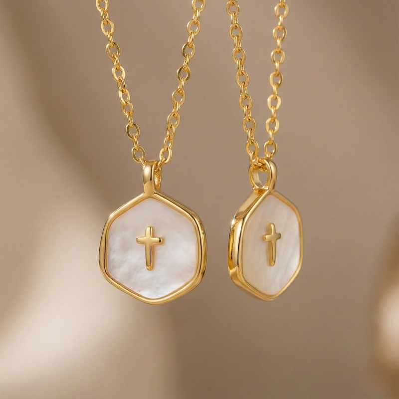 Grazia™ - Collana Mini Croce con Perle