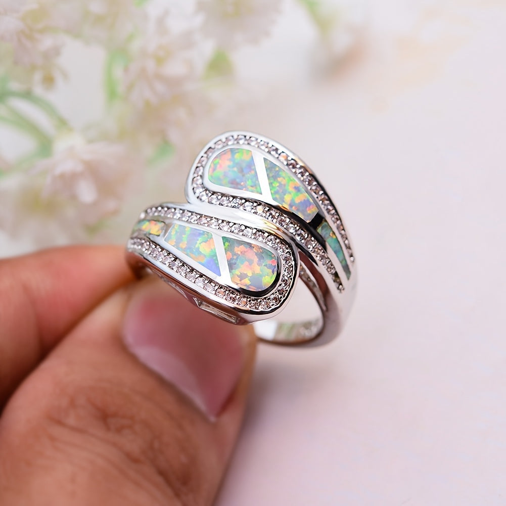 Anello Vintage Boho in Pietra Opale Bianca