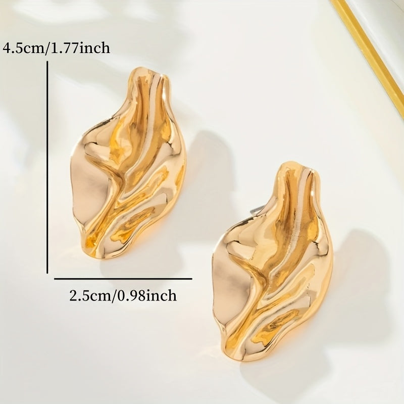Orecchini a perno geometrici irregolari placcati in oro bohemien