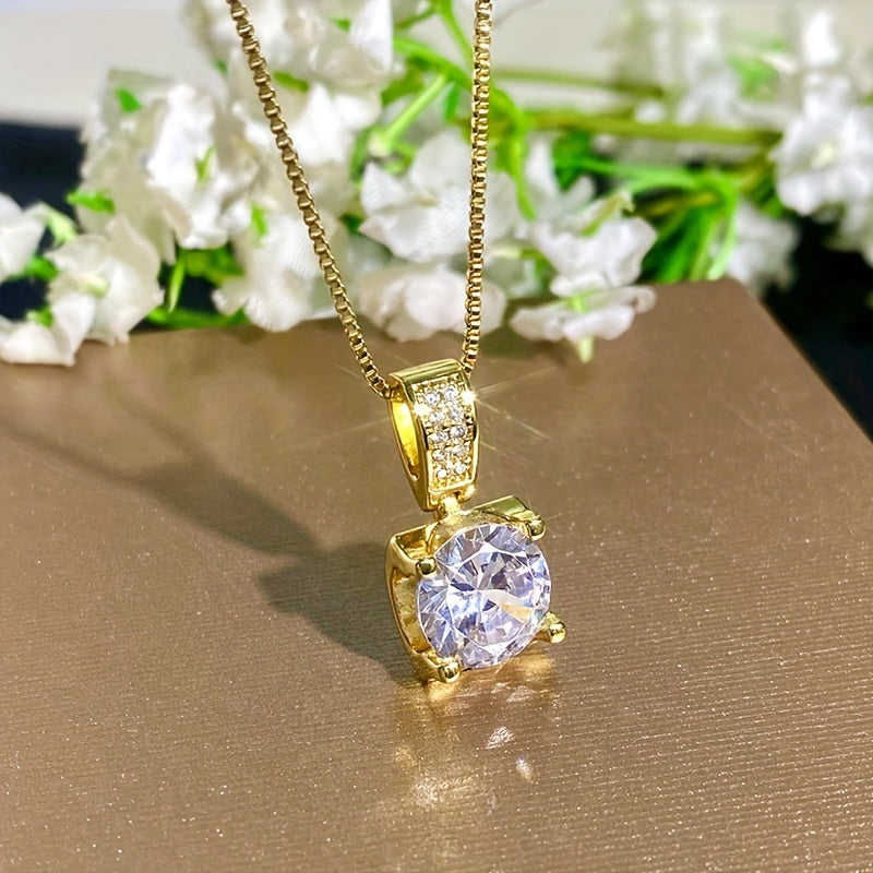 Collana in oro bianco con ciondolo in zirconia cubica