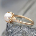 Anello Delicato con Perla e Cristallo