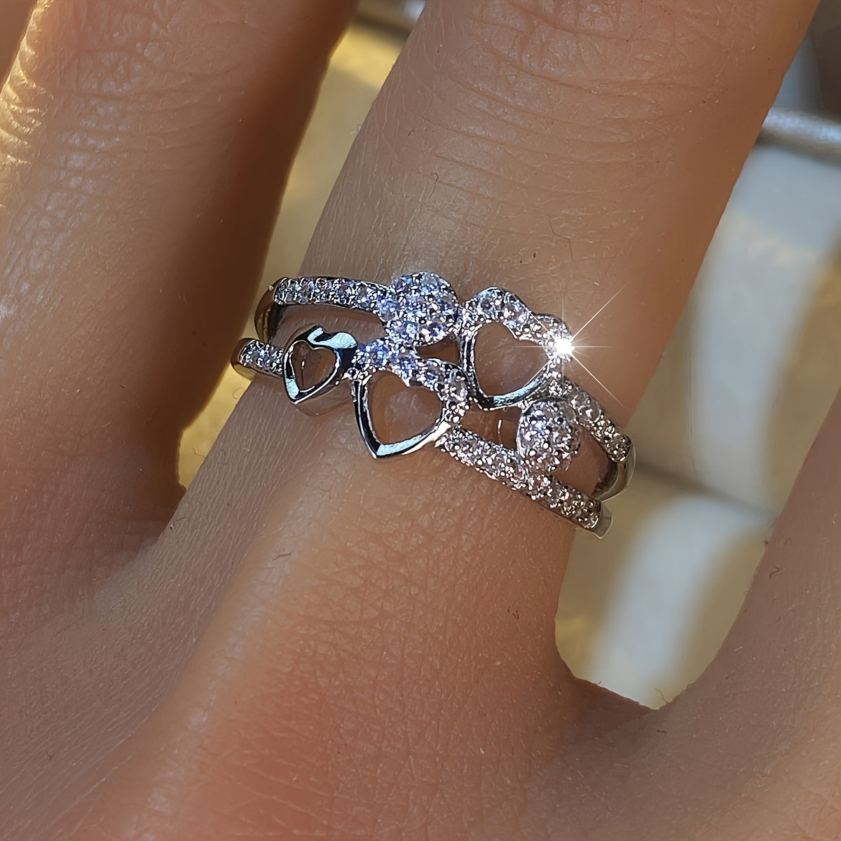 Anello Cuore in Oro Bianco con Zirconia