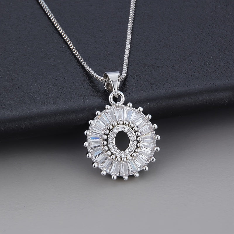 Collana in oro bianco con iniziale "Z" e zirconi