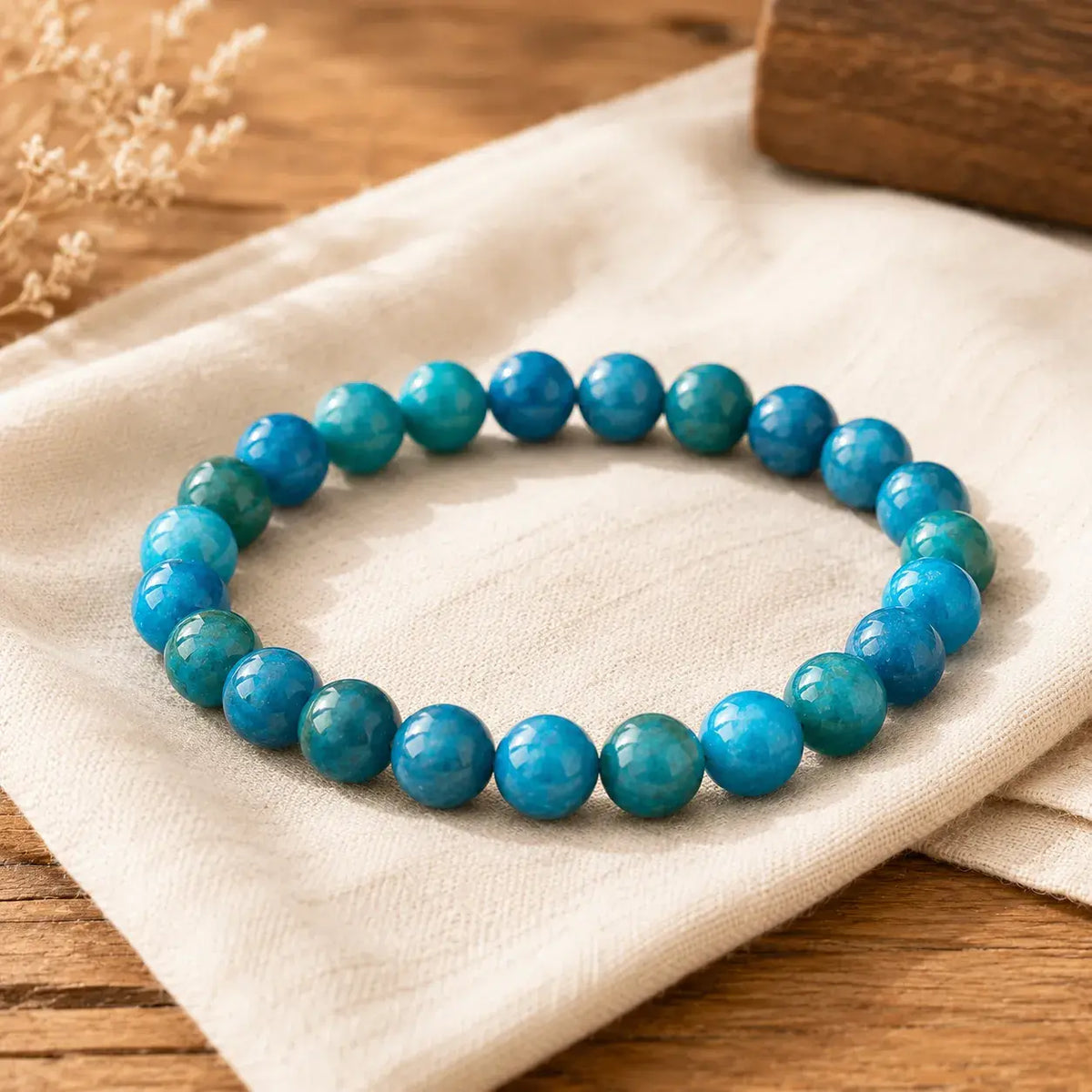 Braccialetto in Apatite Blu per Chiarezza, Motivazione e Espressione di Sé