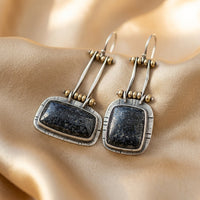Orecchini classici d'argento in stile vintage