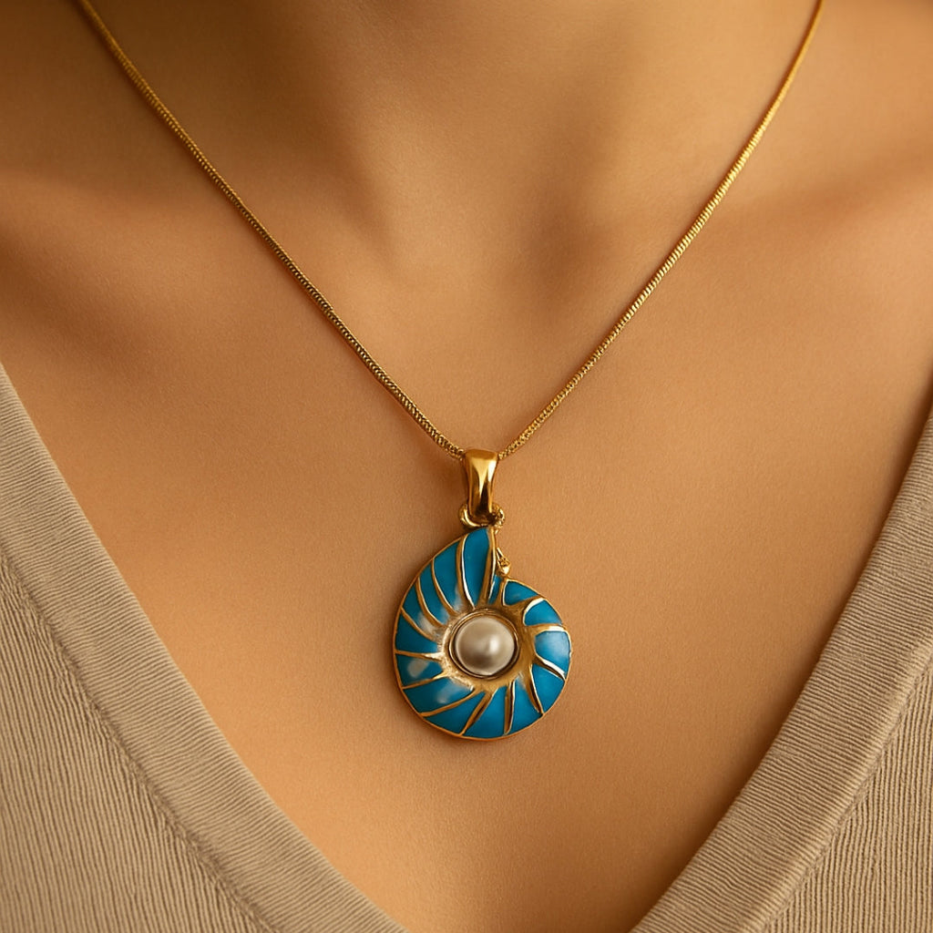 Collana con Pendente di Perla di Conchiglia