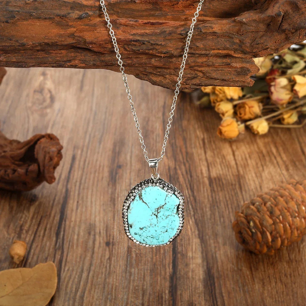 Collana con Pendente Ovale in Malachite e Turchese Vintage