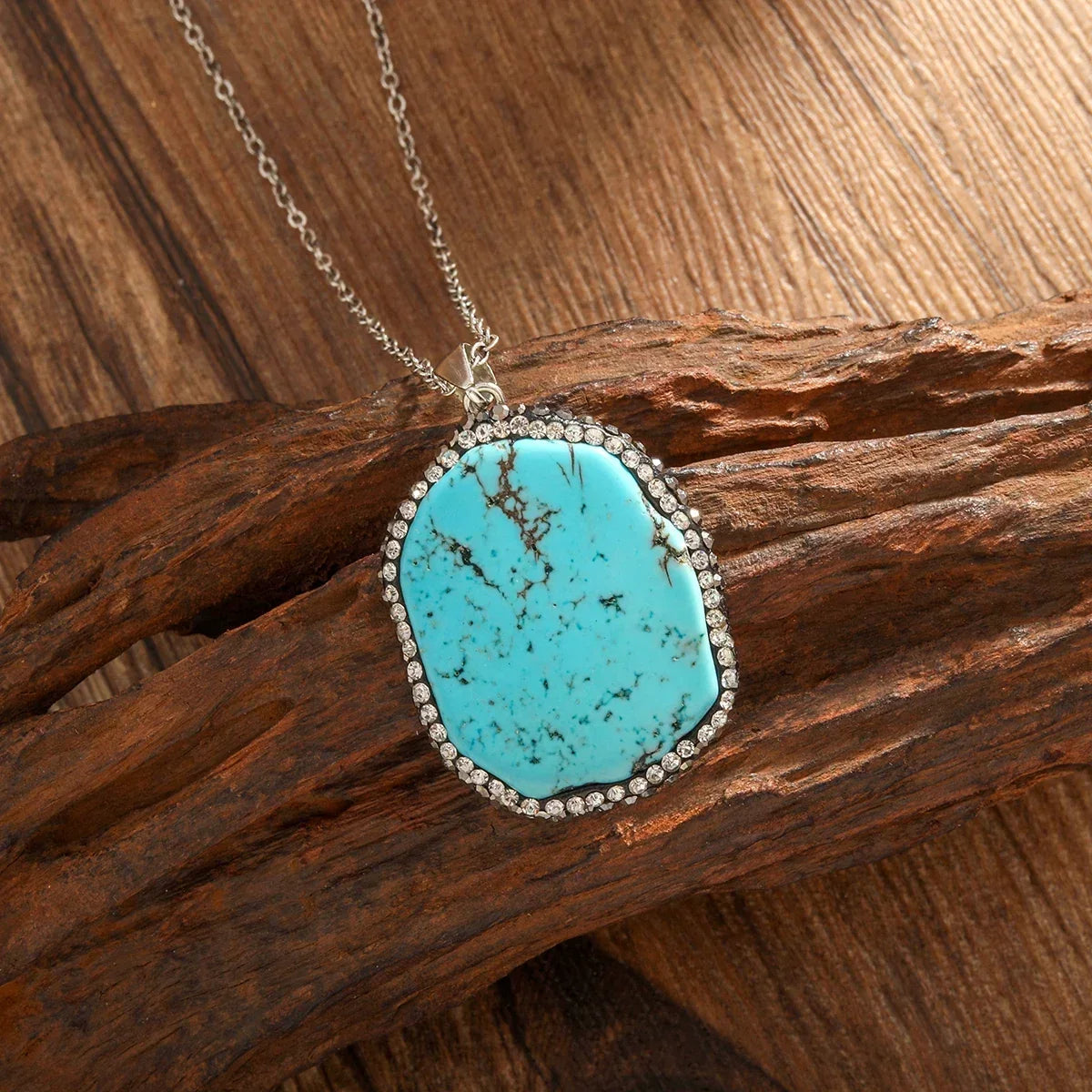 Collana con Pendente Ovale in Malachite e Turchese Vintage