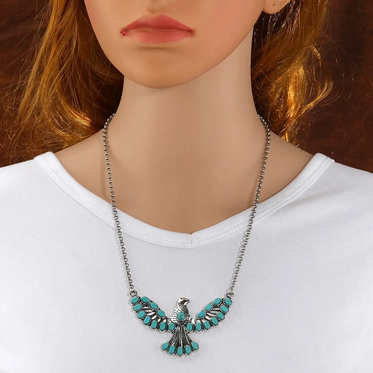 Collana con pendente ad aquila in turchese in stile bohemien sud-occidentale