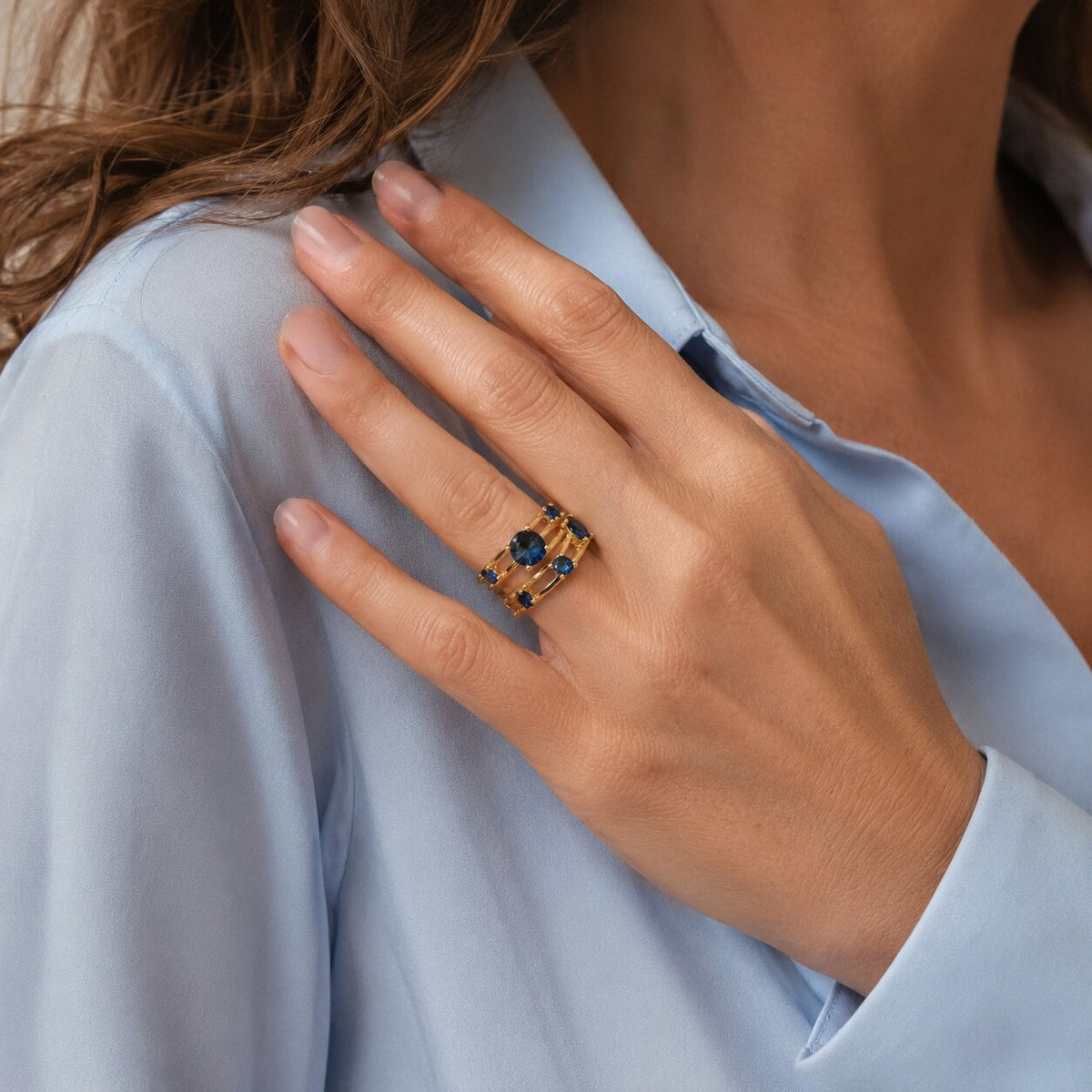 Oro Anello con Strati di Zaffiro Blu