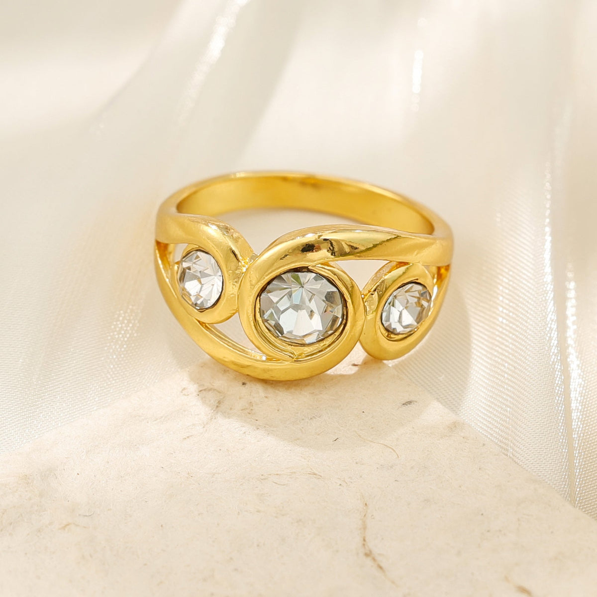 Anello d'Oro Spirale Incastonato di Zirconia Vintage Boho