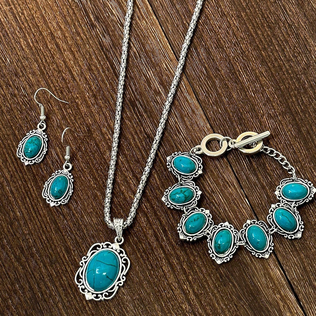 Set di Gioielli Vintage Bohemien in Turchese e Fiori