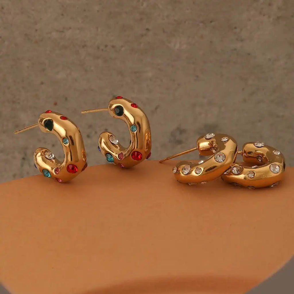 Orecchini a Cerchio in Oro con Zirconi Brillanti