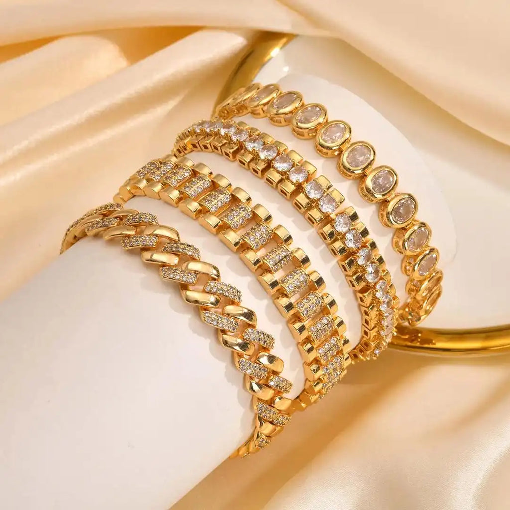 Set di Bracciali Chunky Regolabili in Cubic Zirconia Dorata