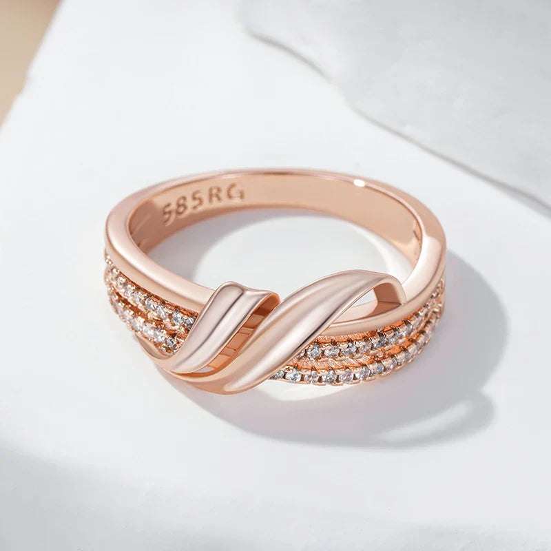 Esclusivo anello geometrico in oro rosa