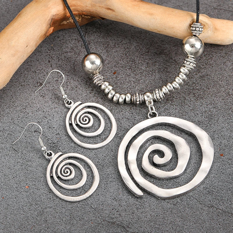 Set di Collana e Orecchini a Spirale Bohemien