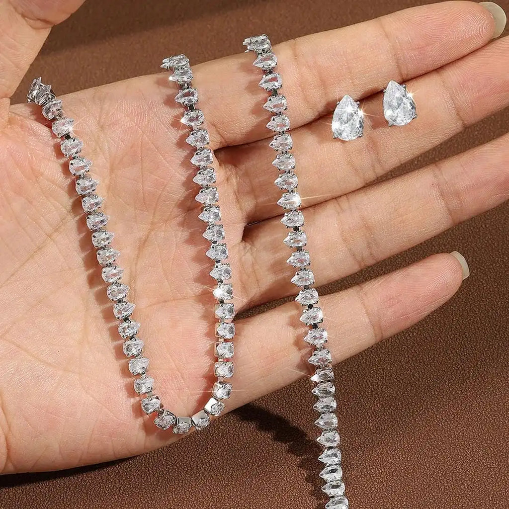 Splendido Set Completo di Zirconia Cubica Rotonda Trasparente per Sposa