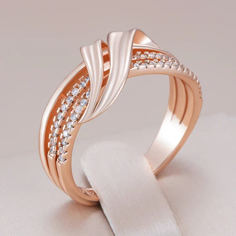 Esclusivo anello geometrico in oro rosa