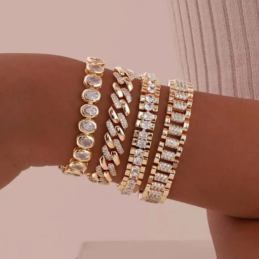 Set di Bracciali Chunky Regolabili in Cubic Zirconia Dorata
